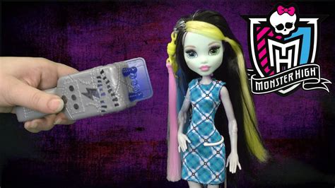 Monster High Voltageous Hair Frankie Stein TV Spot, 'Changes Colors'