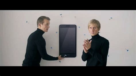 Motorola Moto Z2 TV Spot, 'Snap Out of It'