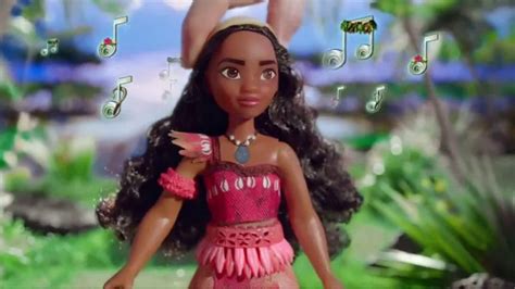 Musical Moana TV Spot, 'Singing Necklace' created for Disney Princess (Hasbro)