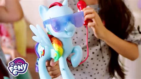 My Little Pony Singing Rainbow Dash TV commercial - Be Awesome