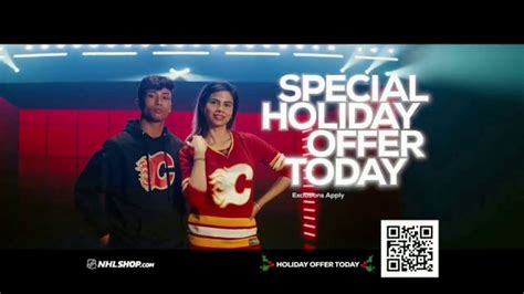 NHL Shop TV Spot, 'Holidays: The Perfect Gift for Hockey Fans on Your List'