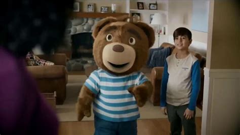 Nabisco Teddy SoftBakes TV Spot, 'Bear Hug' featuring Kaylah Zander