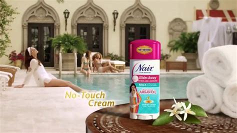 Nair Glides Away TV Spot, 'Moroccan Argan Oil' featuring Elaine Gregory