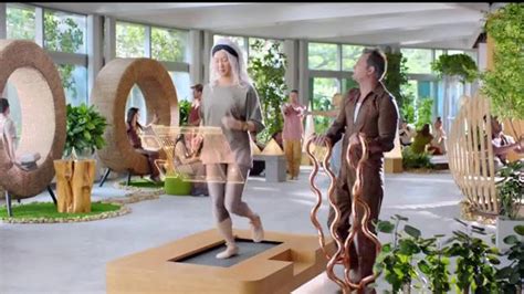 Nature's Bounty Fish Oil TV Spot, 'Treadmill' featuring Kara Wang
