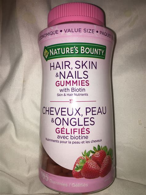 Nature's Bounty Hair, Skin & Nails Gummies TV Spot, 'Ready to Shine: Signature Blend of Nutrients' created for Nature's Bounty
