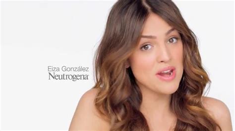 Neutrogena Acne Wash TV Spot, 'Piel Clara' Con Eiza González