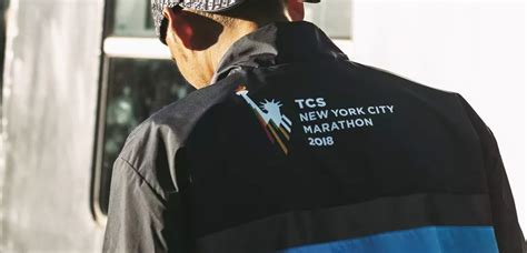 New Balance NYC Marathon Jacket logo