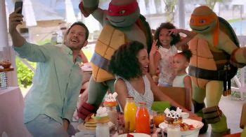 Nickelodeon Hotels & Resorts Black Friday Cyber Sale TV Spot, 'Lets Loose: 70'