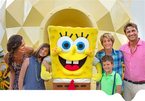 Nickelodeon Hotels & Resorts Summer of Spongebob TV Spot, 'Easy to Find' featuring Michelle Falanga
