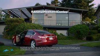 Nissan Altima TV Spot, 'Weekend Contest' Ft. Desmond Howard, Song by Deorro