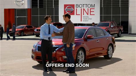 Nissan Bottom Line Model Year-End Event TV Spot, 'Heisman Trophy' [T2]
