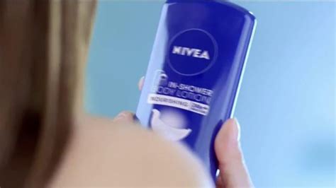 Nivea In-Shower Body Lotion TV Spot, 'Conveniently Moisturize'