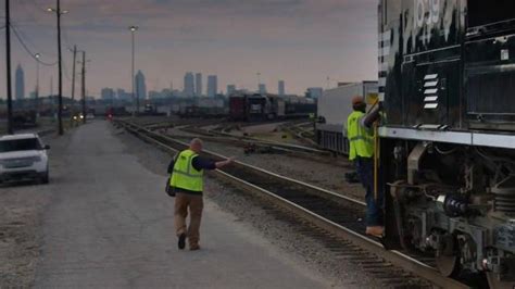Norfolk Southern Corporation TV Spot, 'Moving Economy is Just Another Day' featuring Jake Eberle
