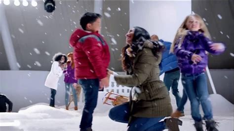 Old Navy, 'Half-Off Outerwear' TV Commercial