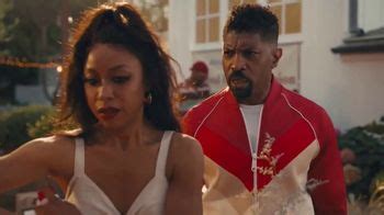 Old Spice Wilderness Dry Spray TV Spot, 'Family Reunion' Featuring Deon Cole, Gabrielle Dennis, La La Anthony, Dinora Walcott featuring Gabrielle Dennis