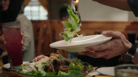 Olive Garden Never Ending Soup, Salad & Breadsticks TV Spot, 'Our Famous Never Ending First Course' created for Olive Garden