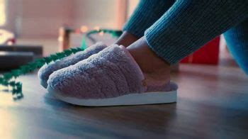 OluKai TV Spot, 'Holidays: Gifts You Can't Wait to Give'