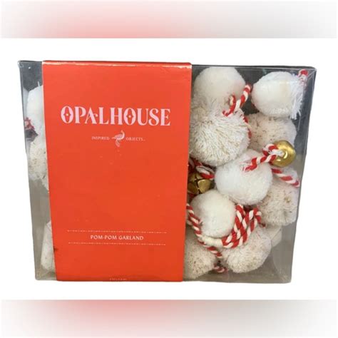 Opalhouse Christmas Pom Pom Garland