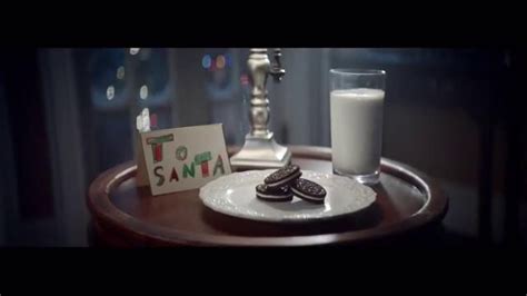 Oreo TV commercial - Holidays: Oreo for Santa