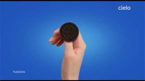 Oreo TV commercial - Holidays: Stay Playful