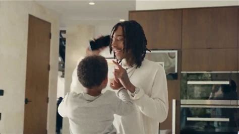 Oreo TV Spot, 'Stay Playful' Featuring Wiz Khalifa