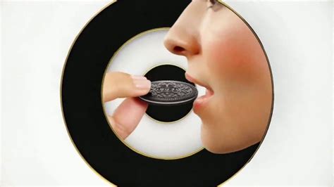 Oreo Thins TV commercial - Thinner
