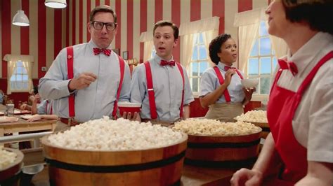 Orville Redenbacher's Popcorn TV Spot, 'Lunchroom' created for Orville Redenbacher's