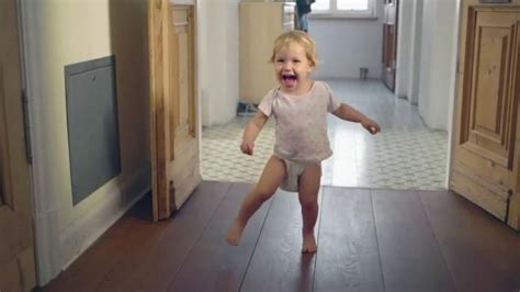 Pampers Cruisers TV Spot, 'Sag to Swag' created for Pampers