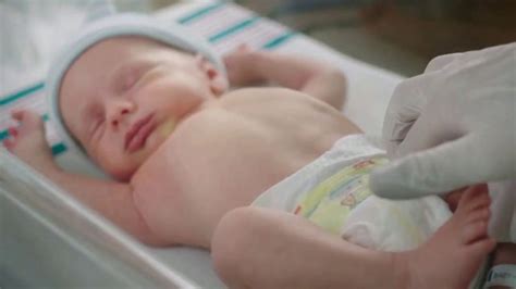 Pampers Swaddlers TV Spot, 'Love at First Touch' featuring Elizabeth Lisa Lackey
