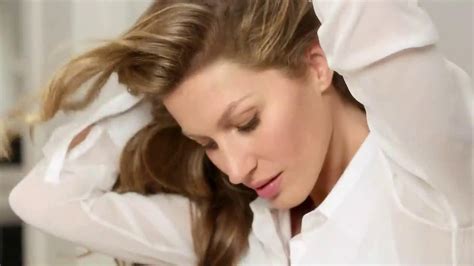 Pantene TV Spot, 'New Hair, New You' Feat. Gisele Bunchen, Song by Madison created for Pantene
