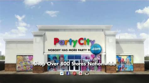 Party City Memorial Day TV Spot, 'Celebrate Summer'