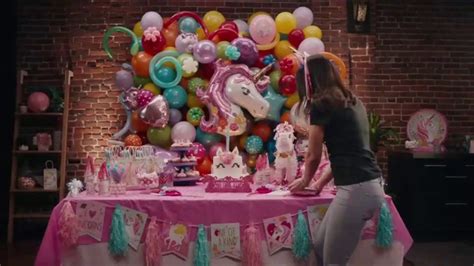 Party City TV Spot, 'BEST AUNT EVER' featuring Brynn Peebles
