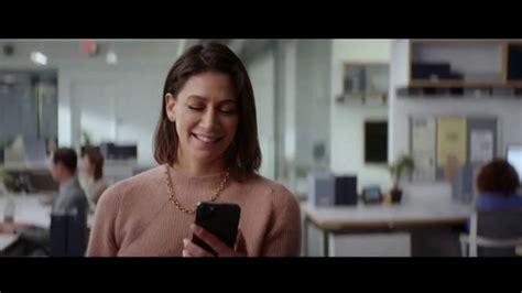 Paychex TV Spot, 'Big Moment: Payday' featuring Jennifer Jules Hart