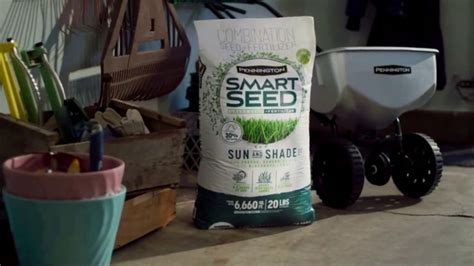 Pennington Smart Seed TV Spot, 'Real Intelligent Turf'