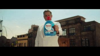 Persil ProClean TV Spot, 'The Chase' Featuring Peter Hermann