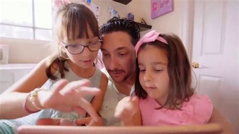 Pictionary Air TV Spot, 'Make Screen Time Family Time: Kids vs. Grown-Ups' created for Mattel Games