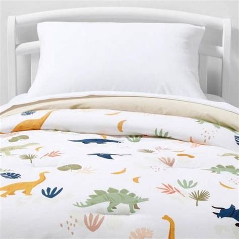 Pillowfort Dinosaur Cotton Comforter Set logo
