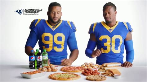 Pizza Hut $5 'N Up Lineup TV Spot, 'Aaron Donald & Todd Gurley Approved' featuring Todd Gurley