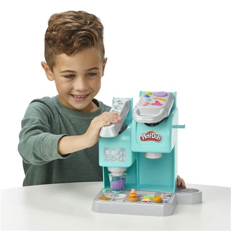 Play-Doh Kitchen Creations Colorful Cafe Playset TV commercial - Fill, Spin, Top