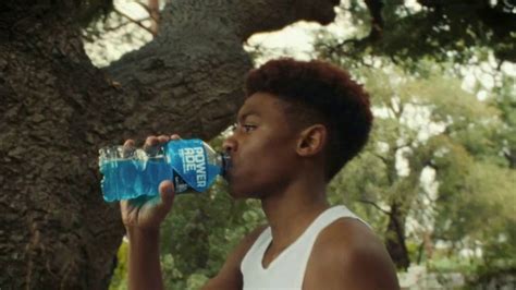 Powerade TV commercial - March Madness: Pause Is Power: Take a Minute