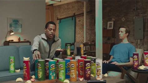 Pringles TV Spot, 'Sad Device: Dance Playlist'