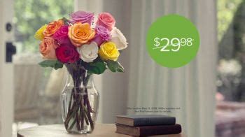 ProFlowers TV Spot, ' Mother's Day: Free Glass Vase'