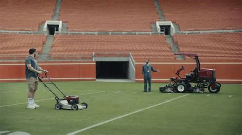 Progressive TV Spot, 'Baker Mayfield Mows His Lawn' featuring Baker Mayfield