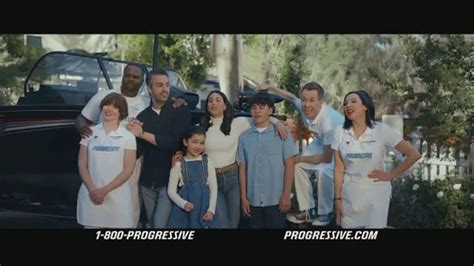 Progressive TV commercial - Family Photo: Same Difference