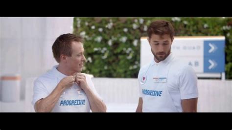 Progressive TV commercial - Jamies Twin