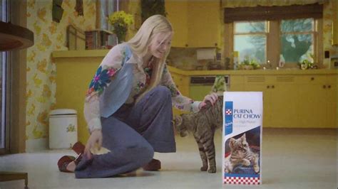 Purina Cat Chow TV Spot, 'Over 50 Years: Come Home' featuring Mia Pacheco