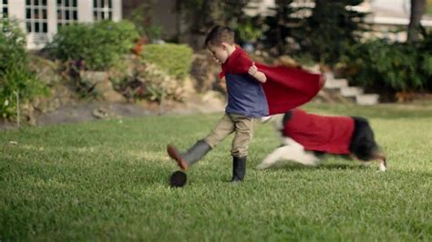 Purina Dog Chow TV commercial - Superheroes