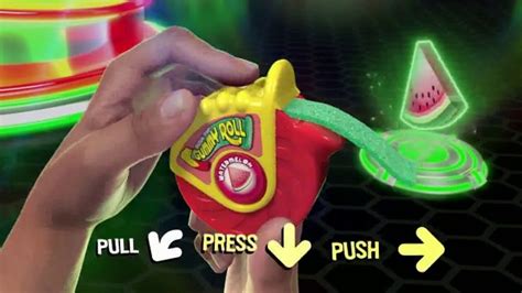 Push Pop Gummy Roll TV Spot, 'Pull, Press and Push' created for Push Pop