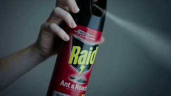 Raid Ant & Roach Killer TV commercial - No hay que elegir