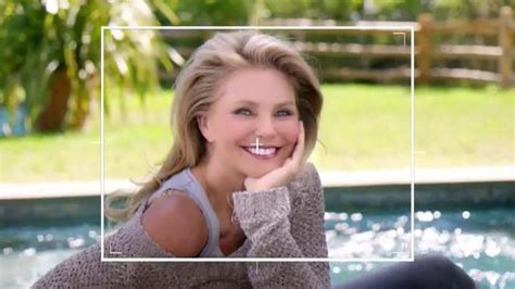 Recapture 360 TV Spot, 'Special Announcement' Featuring Christie Brinkley created for Christie Brinkley Authentic Skincare
